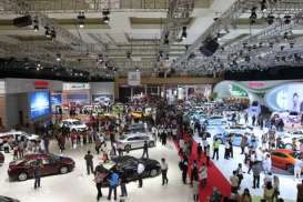 IIMS 2014: Febrizky dari Daihatsu Sandang Mahkota Miss Motor Show 2014