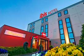 Hotel Ibis Jakarta Kemayoran Rayakan Ulang Tahun Ke-20