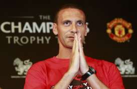 Gara-Gara Twitter, FA Hukum Rio Ferdinand