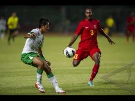 PIALA AFF 2014: Ahmad Bustomi & Bayu Gatra 'Dibuang' Alfred Riedl