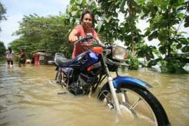 Ini Cara Yamaha Bantu Pemotor Terdampak Banjir Di Bandung Selatan