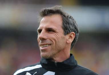 Gianfranco Zola Pulang ke Cagliari Sebagai Pelatih