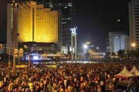 JAKARTA NIGHT FESTIVAL: Rayakan Tahun Baru, Warga Diimbau Jaga Kebersihan