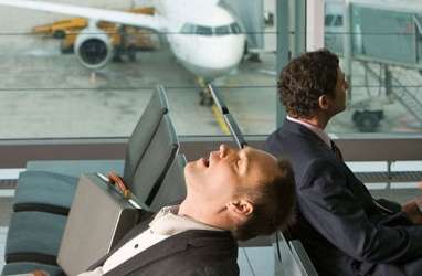 Bagaimana Cara Mengatasi Jet Lag? Berikut Tips dari Pilot Berpengalaman