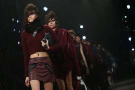 5 Tren Busana Terkini di London Fashion Week 2017