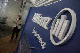 STRATEGI BISINIS: Bayar Premi Allianz Life via Indomaret