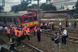 Rel Bergeser, Perjalanan KA  Jatinegara-Manggarai Terganggu