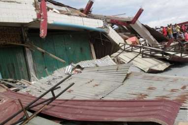 Pemkot Padang Bantu 10 Unit Rumah untuk Korban Gempa Pidie