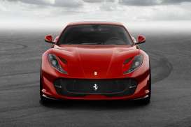 Ferrari 812 Superfast 800-cv Andalkan Kelincahan Sistem Kendali Kemudi