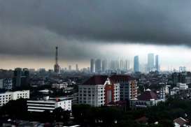 Melawi Hujan Petir. Ini Prakiraan Cuaca Seluruh Kalbar