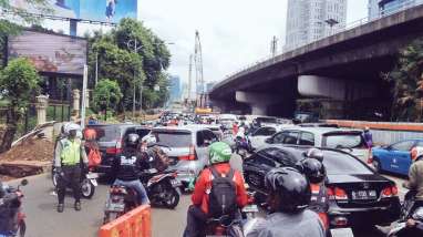 Pembangunan Flyover & Underpass Perparah Kemacetan Lalu Lintas di Jakarta