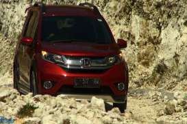 Honda BR-V Libas Medan Jalur Pantai Selatan Jogja