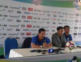 PERSIB VS AREMA: Djanur Sambut Baik Permainan Menyerang Arema