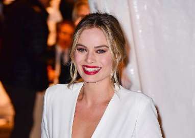 Margot Robbie Digadang akan Berperan sebagai Ratu Elizabeth l