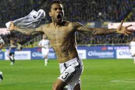 Alves Tinggalkan Juventus ke Tottenham Hotspur?