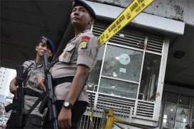BOM KAMPUNG MELAYU : Pengamanan Halte Transjakarta Diperketat