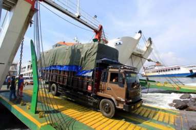 Arus Balik: Belum Ada Lonjakan Penumpang di Pelabuhan Ketapang