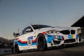 Ban Hankook Sukses Dipakai BMW M4 GT4 di Balapan Internasional