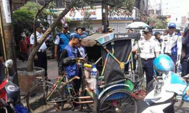 Pemkot Bandung Larang Becak di Sejumlah Titik