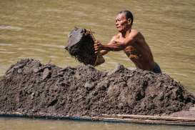 Jateng Tertibkan Penambangan di Area Sabo Dam Kaliputih