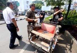 Soal Pelarangan Becak, Yossi: Kota Ini Harus Diurus