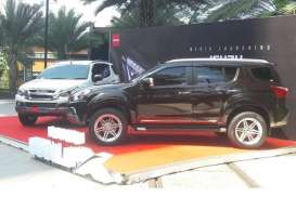 Isuzu Pasarkan MU-X Terbaru di Surabaya