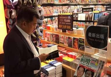 Ini Alasan Wapres JK Beli Buku Tentang SBY di Singapura