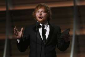 RESMI: Ed Sheeran Batalkan Konser di Indonesia