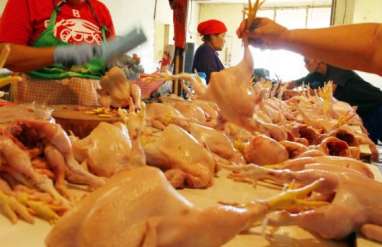 Daging Ayam dan Bawang Dorong Deflasi Jabar 0,01%