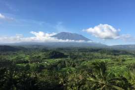 Pantauan PVMBG Soal Tremor Gunung Agung