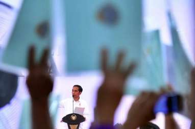 Jokowi Serahkan 10.000 Sertifikat Tanah Warga Kabupaten Bandung