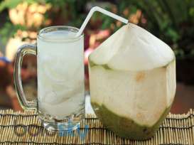 9 Alasan Mengapa Anda Harus Minum Air Kelapa Secara Rutin