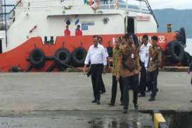 Menhub Budi Deklarasikan Pelabuhan Ambon Jadi Terminal Petikemas 