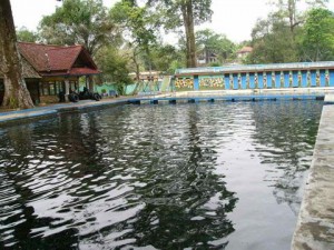 Kunjungan Wisatawan ke Lokawisata Baturraden Melonjak