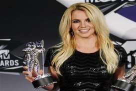 Malam Tahun Baru, Britney Spears Tampil di New York