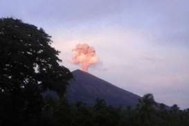 Radius Aman Gunung Agung Diturunkan