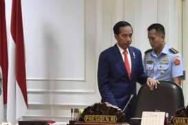 Pengamat : Jokowi Belum Mau Setujui Holding Migas. Ini Alasannya
