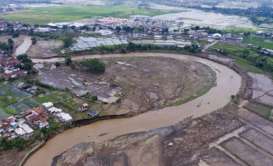 Banjir Bandang Bandung: Dispangtan Salurkan 2,3 Ton Beras