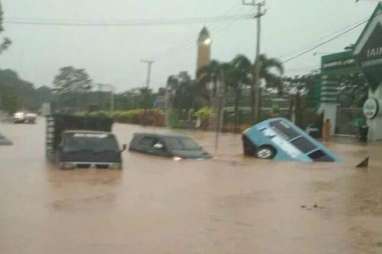 Hujan Lebat 6 Jam, Samarinda Dikepung Banjir 