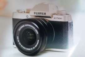 Fujifilm Luncurkan X-T100, Kamera Mirrorless Bergaya Retro