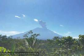 Gunung Agung Bali Erupsi Lagi, Status Siaga