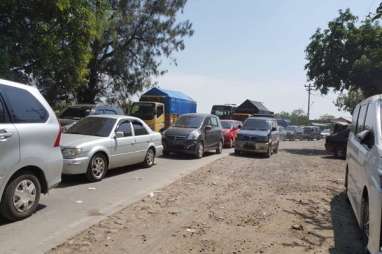 ‘Horor’ Kemacetan 30 Km di Sepanjang Arteri Pejagan Arah Purwokerto