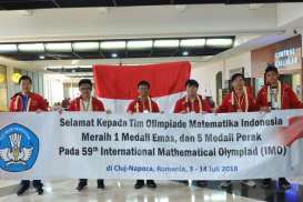 Raih 6 Medali, Tim Olimpiade Matematika SMA Indonesia Masuk 10 Besar Dunia