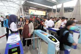 Tiket Kertas Commuter, Penumpukan Penumpang hanya Pagi Hari