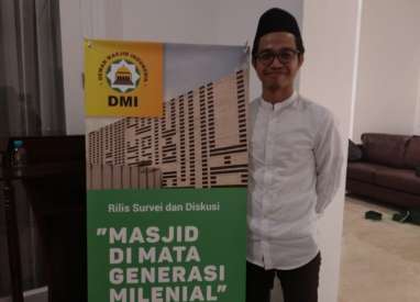 Survei DMI: Setiap Hari Ada 1 dari 3 Pemuda Datang Beribadah ke Masjid