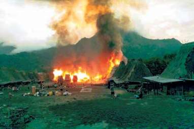 Kampung Tradisional Gurusina Terbakar, Sebagian Besar Rumah Adat Ludes 