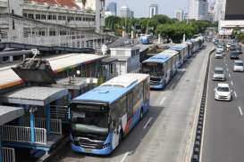 Transjakarta Nilai Realistis Target 750.000 Penumpang per Hari