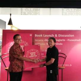 Direktur Telkom Sigma Luncurkan Buku "Synergy Way of Disruption"