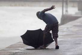 Cuaca Jabodetabek 13 Oktober: Hujan Sepanjang Hari di Jaksel dan Jaktim