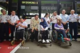 4 Orang Penyandang Disabilitas Diangkat Pegawai Kemenhub